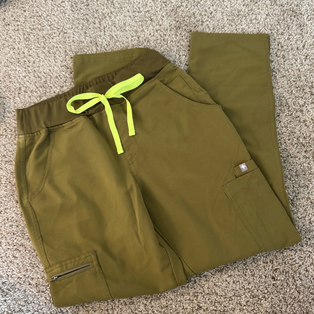Scrub pant